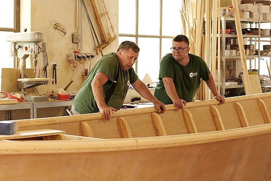 Foto: Oberösterreich Tourismus GmbH/Martin Fickert: Anton und Gerald Witti vom Zillenbau Witti